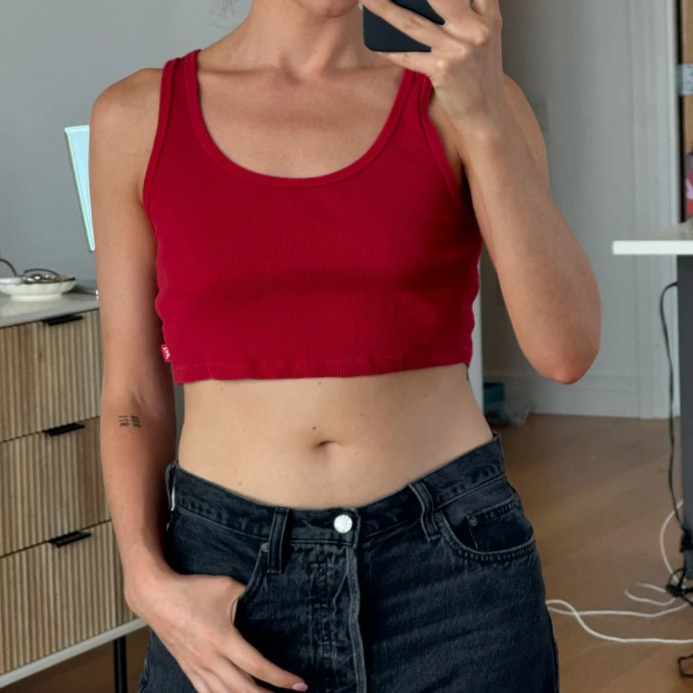 TNA - Red Ribbed Crop Top - Picture 3 of 9